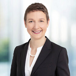 Anne Rinkenberger  Partnerin, Geschäftsführerin, Wirtschaftsprüferin, Steuerberaterin